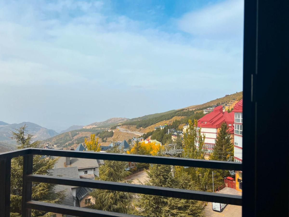 Apartamentos A Vivir Sierra Nevada 3000 المظهر الخارجي الصورة