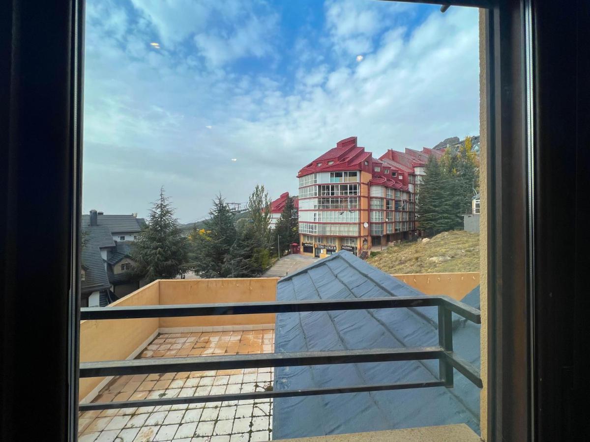Apartamentos A Vivir Sierra Nevada 3000 المظهر الخارجي الصورة